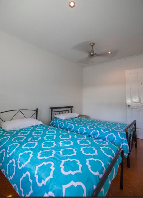 3 Bedroom Apartment // Spence St - Sunshine Coast Guide 3