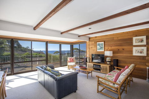 3 Shipton Cres - Heavenly Haven - Sunshine Coast Guide 1