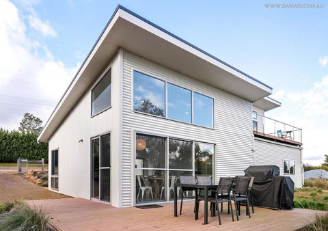 4 King Or 8 Single Beds WiFi, Netflix, Pet Friendly - Sunshine Coast Guide 0