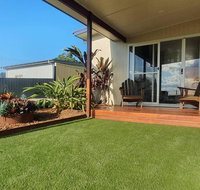 A Beach Getaway - Sunshine Coast Guide