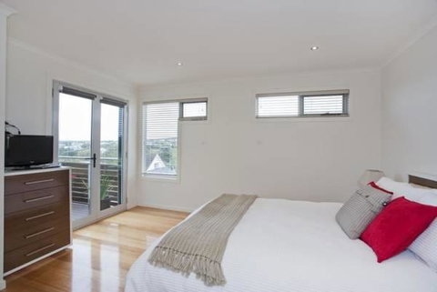 A Beautiful Beach House Torquay - Sunshine Coast Guide 2