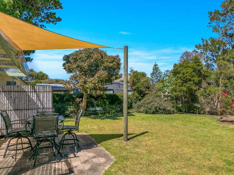 A La Plage - Sunshine Coast Guide 3