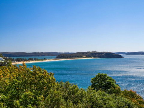 A Little Piece Of Paradise - Sunshine Coast Guide 0