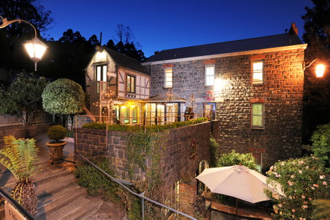 A Loft In The Mill Boutique Accommodation - Sunshine Coast Guide 0