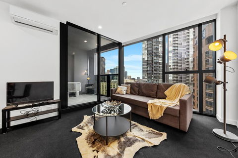 A Modern Apt, 5-min Walk To Queen Victoria Market - Sunshine Coast Guide 0