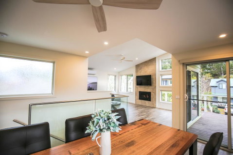 A Pear Tree Loft - Sunshine Coast Guide 3
