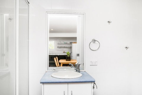 A PERFECT STAY - Boulders Retreat - Sunshine Coast Guide 2