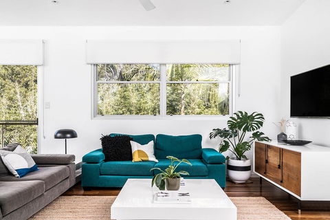 A PERFECT STAY - Clique 3 - Sunshine Coast Guide 0