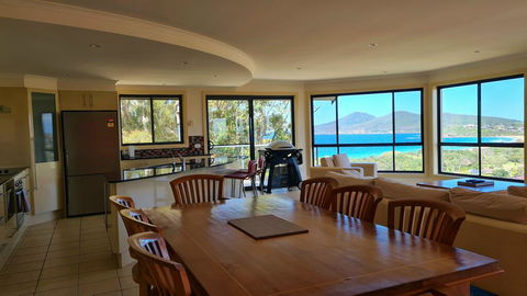 A Vista, Townhouse 1 - Sunshine Coast Guide 1