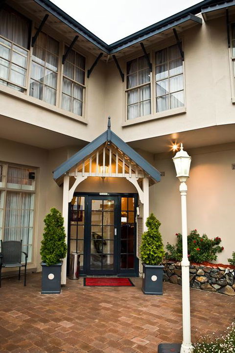 Abbotsleigh Motor Inn - Sunshine Coast Guide 3