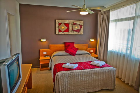 Abbotsleigh Motor Inn - Sunshine Coast Guide 2