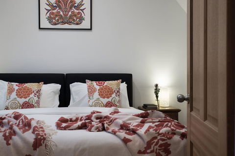 Abbotts Rest - Sunshine Coast Guide 2