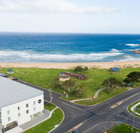 Abode Malua Bay - Sunshine Coast Guide