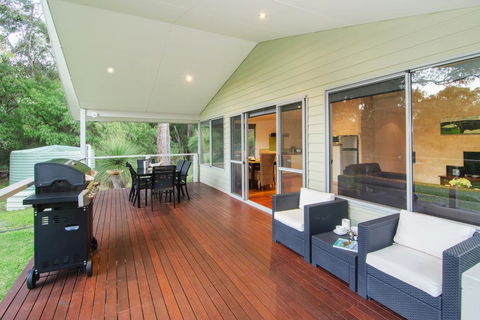 Acacia Chalets Margaret River - Sunshine Coast Guide 3