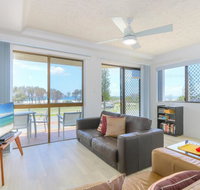 Acacia Holiday Apartment - Sunshine Coast Guide
