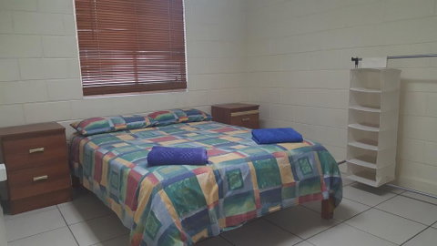 Accommodation @ Isa - Sunshine Coast Guide 1