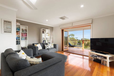 Acqua Vista - Water View, Fireplace, Walk To Beach - Sunshine Coast Guide 1