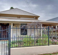 Adelaide close CBD Large Private Studio Apartment in St Peters - Sunshine Coast Guide