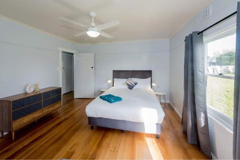 Diamond Hills Campbell Town - Sunshine Coast Guide 1