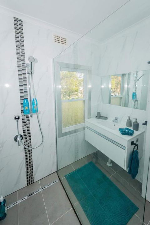 Diamond Hills Campbell Town - Sunshine Coast Guide 4