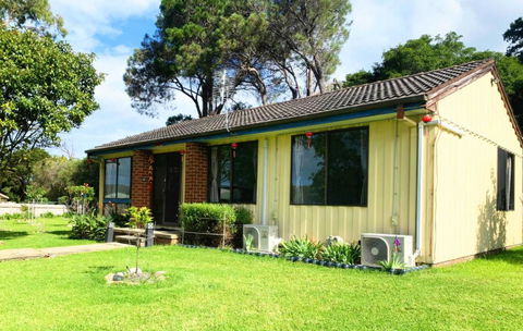 Eden Nimo Motel - Sunshine Coast Guide 4