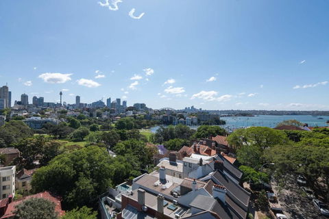 Elegant Studio With Rooftop Harbour Views - Sunshine Coast Guide 1