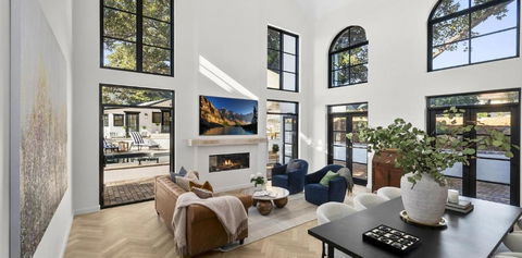 Elouera House - Luxury Secluded Retreat With Private Pool - Sunshine Coast Guide 2