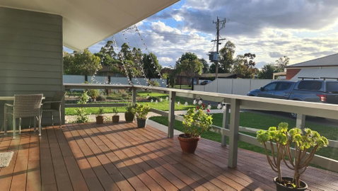 ENGEDI - Sunshine Coast Guide 0