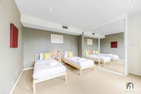 Entire 3 Bedrooms Townhouse In Baulkham Hills - Sunshine Coast Guide 4