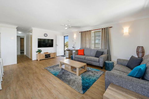Entire Home Minutes To Beach - Sunshine Coast Guide 2