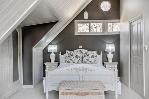 Evanslea Luxury Boutique Accommodation - Sunshine Coast Guide 2