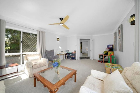 Family Escape Serene Oasis With Pool And AC - Sunshine Coast Guide 4
