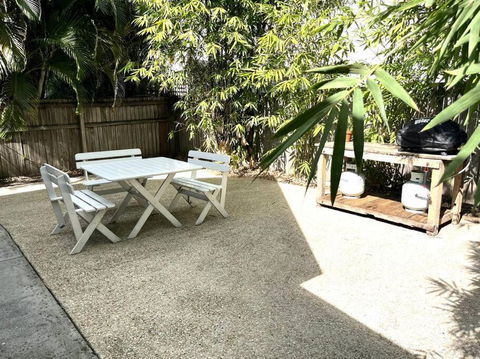 Gabba Central Lofthouse Sleeps5 Pets - Sunshine Coast Guide 1