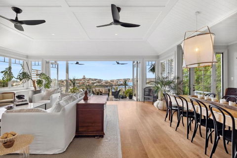 Garden Pavillion, Balgowlah IH - Sunshine Coast Guide 2