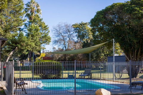 Gardenview - Sunshine Coast Guide 2