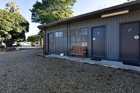 Gardenview - Sunshine Coast Guide 4