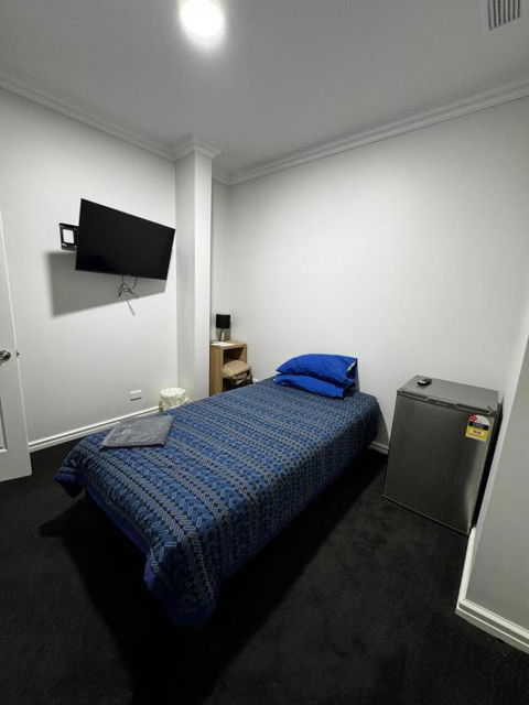 GHK - Grand Hotel Kalgoorlie - Sunshine Coast Guide 1