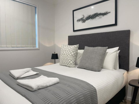 Gold Coast Oasis Villa At Coomera - Sunshine Coast Guide 3