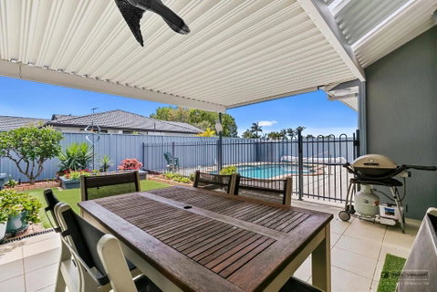 HALYCON HOUSE - Sunshine Coast Guide 1