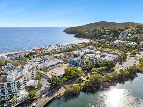 Hastings Villas - Sunshine Coast Guide 0