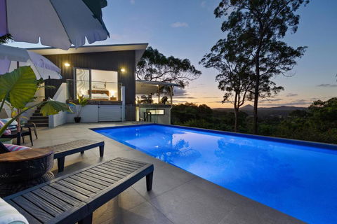 Hinterland Dreamers Poolside Retreat - Sunshine Coast Guide 0