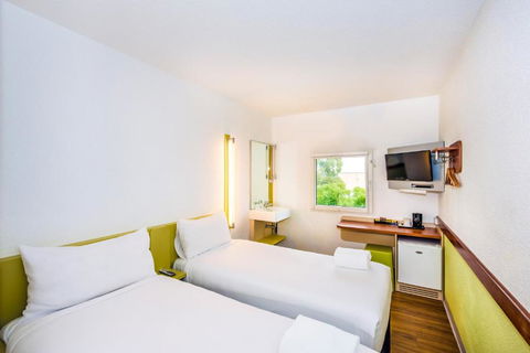 Ibis Budget - Newcastle - Sunshine Coast Guide 3