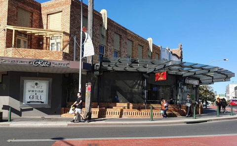 Hurstville Ritz Hotel - Sunshine Coast Guide 0