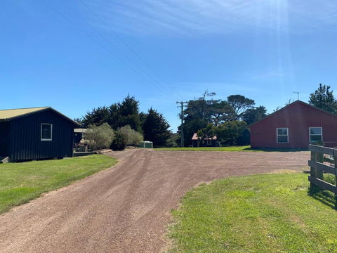 Icena Accommodation - Sunshine Coast Guide 0