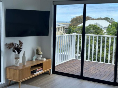 Iconic Beach House On Bruce - Sunshine Coast Guide 2