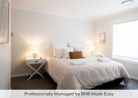Ideal Family Home, Close To Sportsgrounds, Hospital & Cadia - Sunshine Coast Guide 0