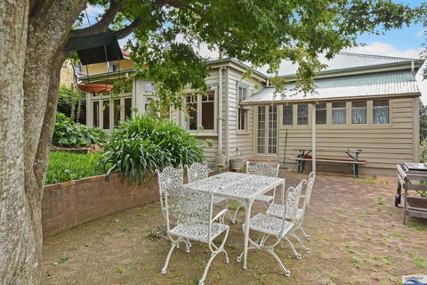Idlehour Cottage - Sunshine Coast Guide 0
