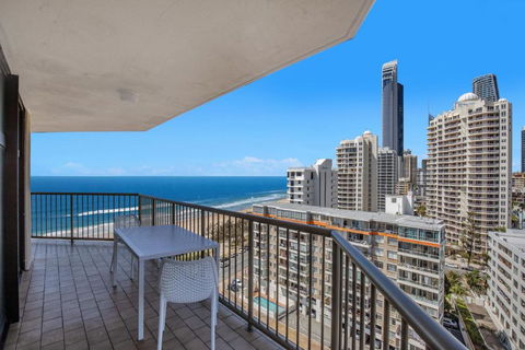 Imperial Surf Private Apartment - Sunshine Coast Guide 1