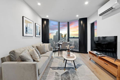 Impressive Skyline 2B2B1C In Mel Central - Sunshine Coast Guide 3