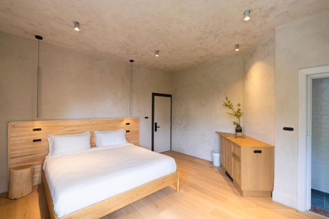 In The Brick Spa And Hotel - Sunshine Coast Guide 1